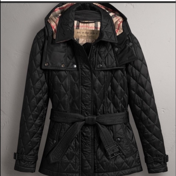 COPY - Black Burberry jacket AUTHENTIC - Picture 1 of 1